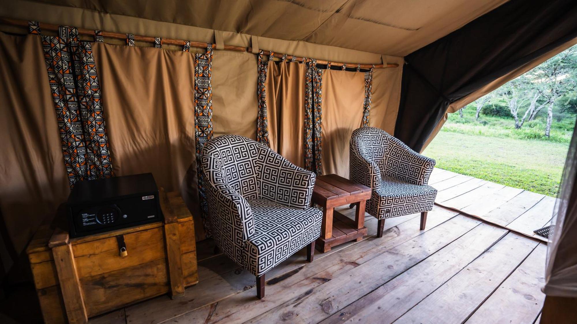 Africa Safari South Serengeti Ndutu Ngorongoro Sinoni Buitenkant foto